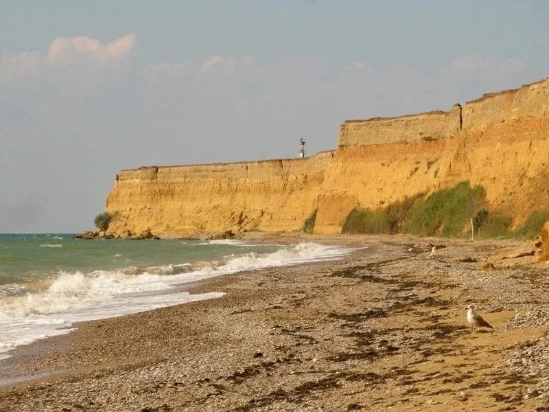 Кача: там, где рыжие скалы встречаются с морем